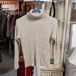Women's Ribbed Turtleneck Sweater - Cream